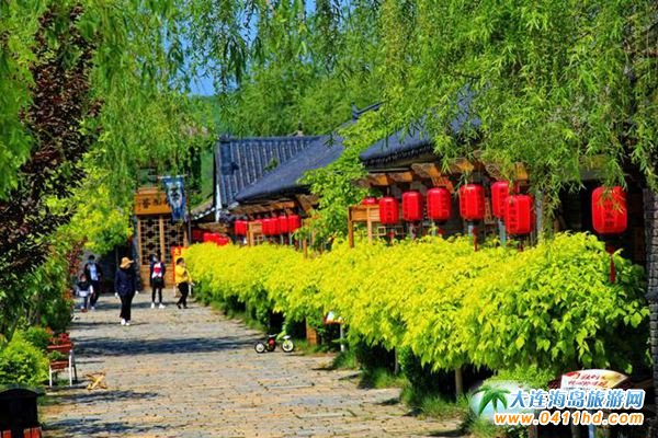 ���B����