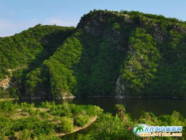 ���B����