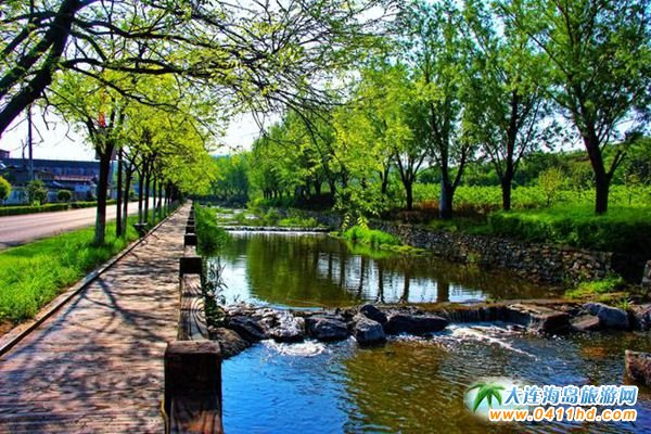 ���B����